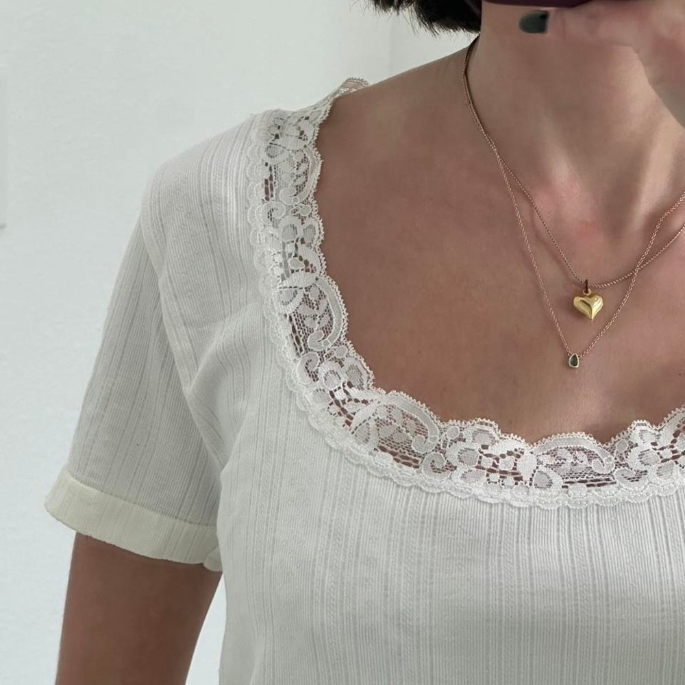 White lace ribbed top